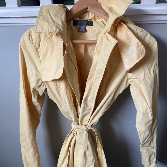 Women’s rain coat - Picture 1 of 1